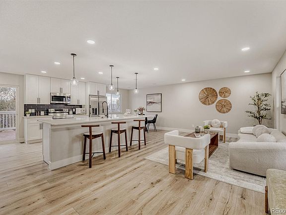 3rd image of 2527 S Ouray Way