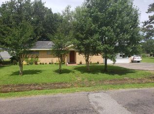 181 Ridgewood St, Bridge City, TX 77611