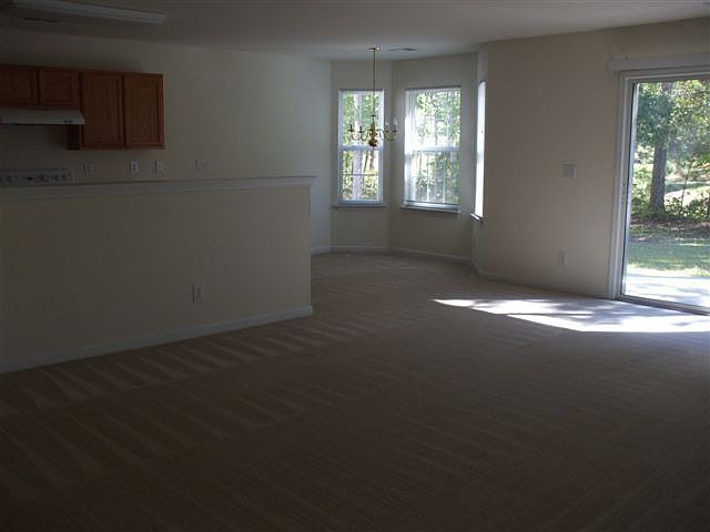 2nd image of 216 McKendree Ln