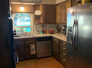 108 N Sheppard St, Frost, TX 76641