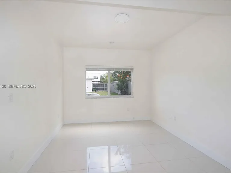 26181 SW 135th Ct — Photo 15