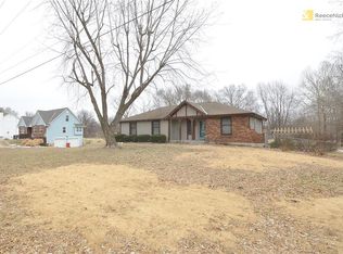 3603 S Rust Rd, Grain Valley, MO 64029