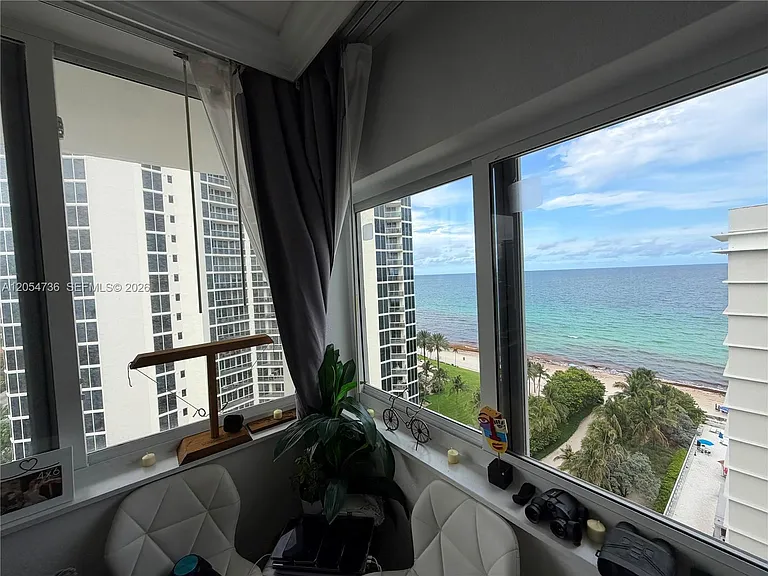 19201 Collins Ave #1126 — Photo 11