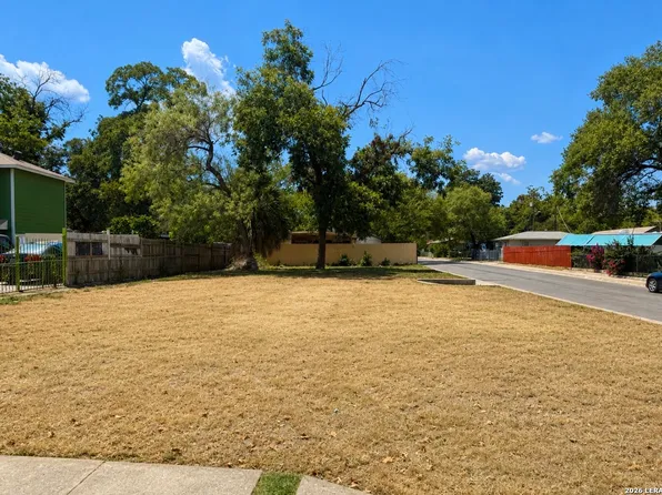 403 S SAN BERNARDO AVE LOT 39, San Antonio, TX 78237
