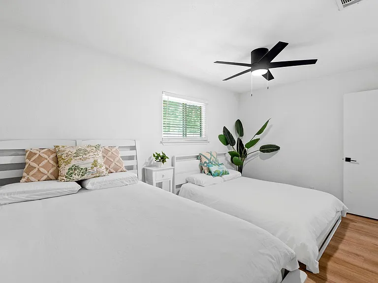 10601 Macmora Rd #B — Photo 17