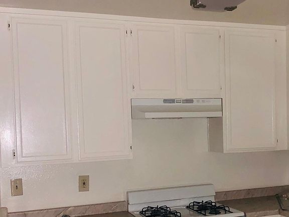 3rd image of 6420 Fulton Ave #107