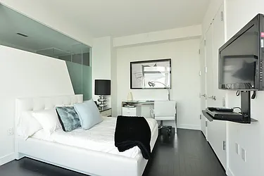 Rented by New York Residence