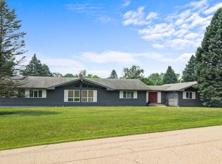 34052 N Fischer Dr, Volo, IL 60041