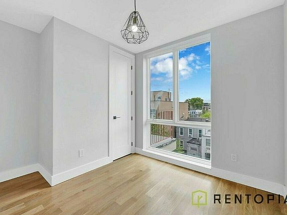 4th image of 58 Palmetto St #306