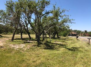 820 Weeping Willow, Rockport, TX 78382