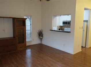 2001 Bering Dr APT 2F, Houston, TX 77057