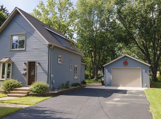 621 Royalton St, Waupaca, WI 54981