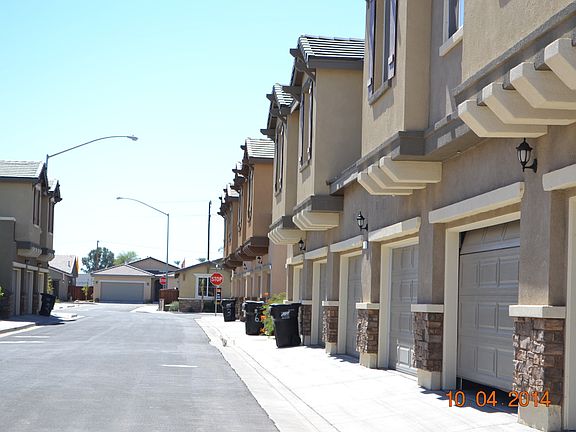 4th image of 314 Breezy Pl Unit 4