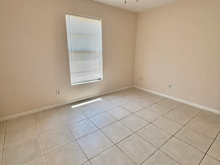 3729 SE 12th Ave — Photo 16
