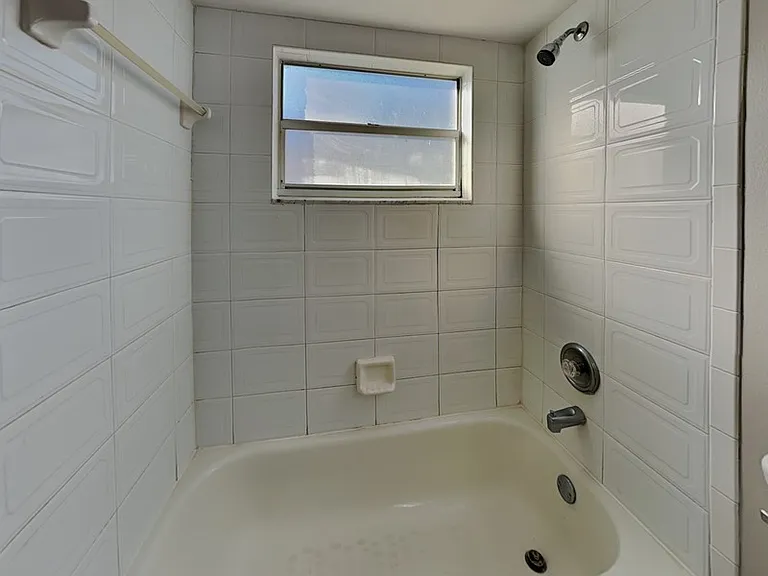 118 Sundance Ct — Photo 13