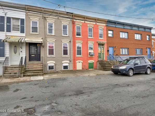 64 Jefferson St, Troy, NY 12180