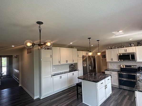 3209 Chloe Ct