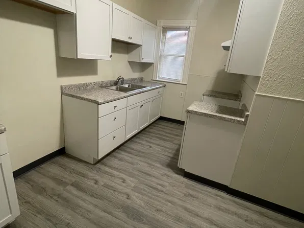 117 S Rustin St, Sioux City, IA 51105