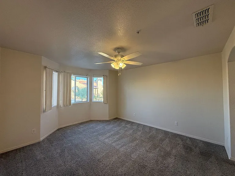 470 Acoma Blvd S #123-B — Photo 10