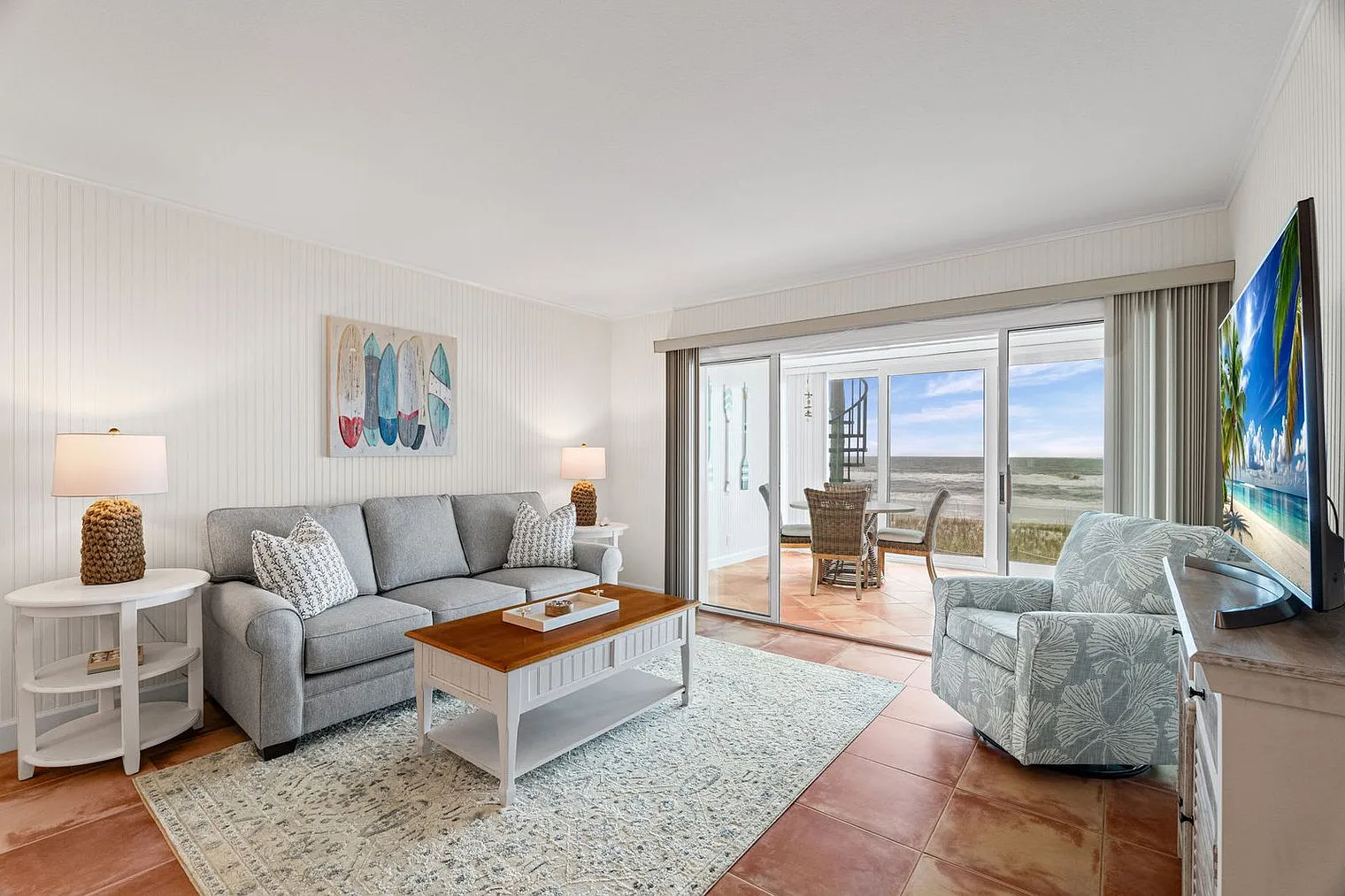 2 bed, 2.0 bath, 1173 sqft, $6,808 — Photo 4