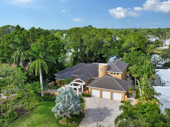 1615 S Lake Shore Dr, Sarasota, FL 34231