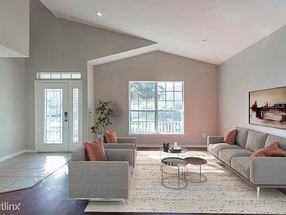 2nd image of 1109 Pine Oak Trl