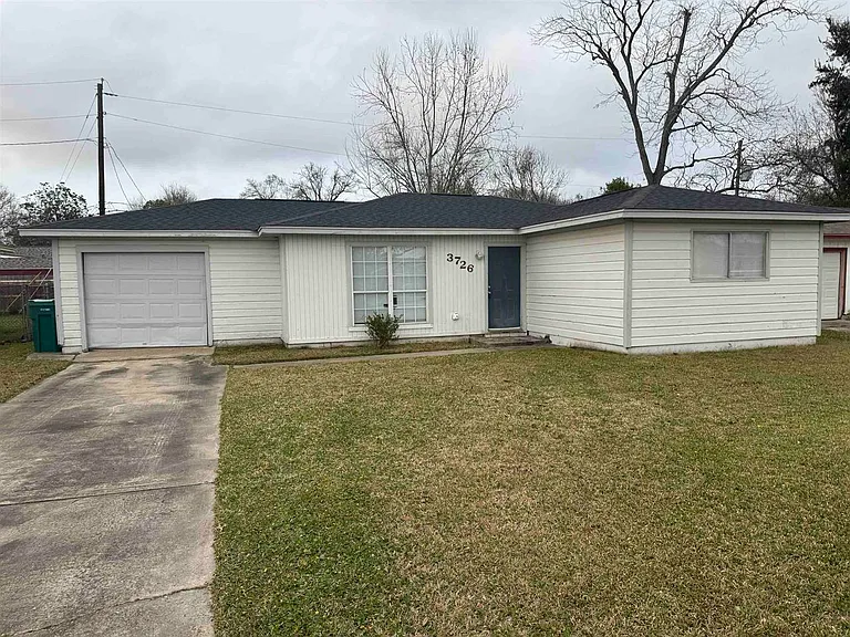 3726 Bowling Ln — Photo 1