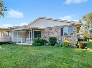 5913 Leisure South Dr SE, Kentwood, MI 49548