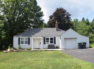 307 S Abington Rd, Clarks Green, PA 18411