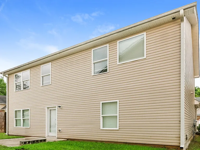 107 Crescent Woode Way — Photo 17