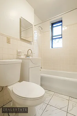 Rented by ZealEstate Group Inc | media 15