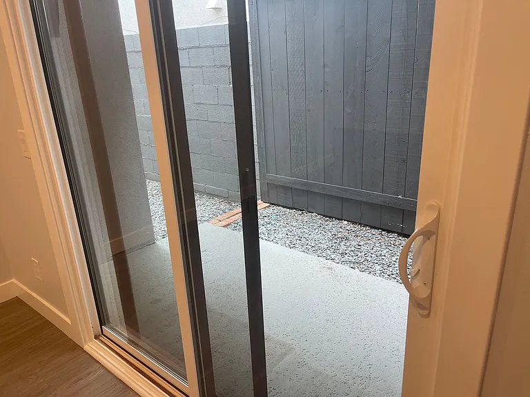 500 N Clementine St — Photo 15