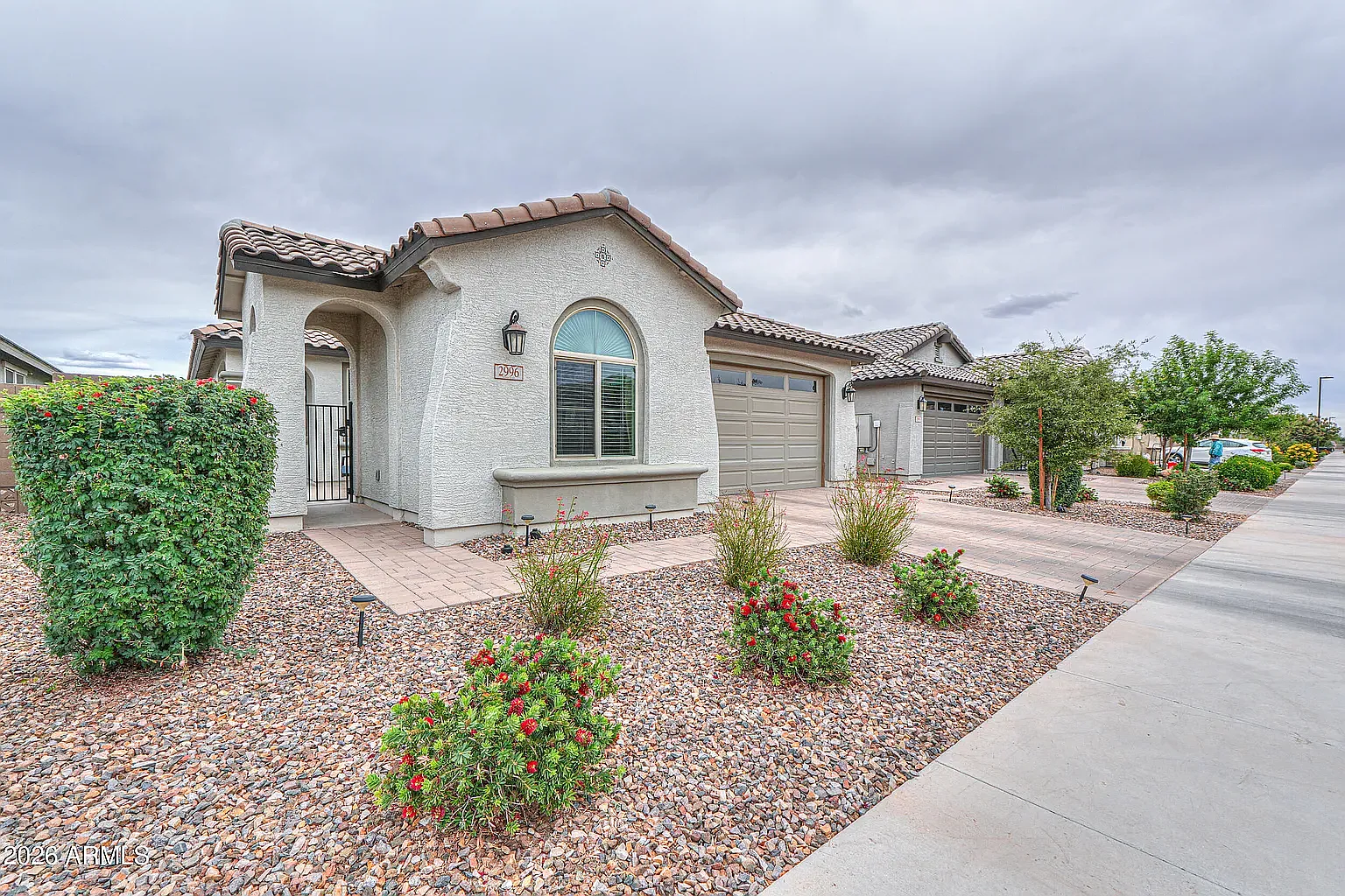 3 bed, 2.5 bath, 1919 sqft, $2,250 — Photo 1