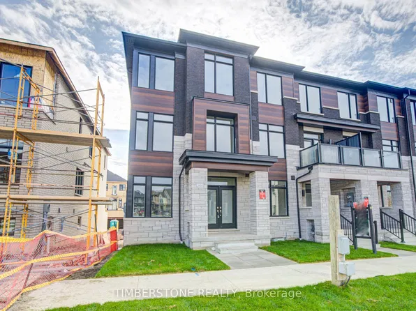 1025 Elizabeth Mackenzie Dr, Pickering, ON L1X 0P9