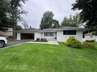 71 Haller Dr, Cedar Grove, NJ 07009