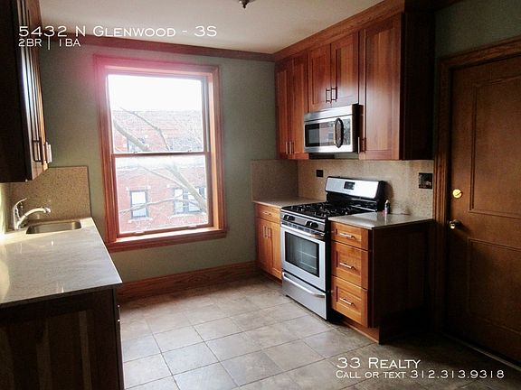 3rd image of 5432 N Glenwood Ave #3S