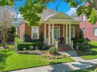 702 Honeysuckle Ave, Celebration, FL 34747