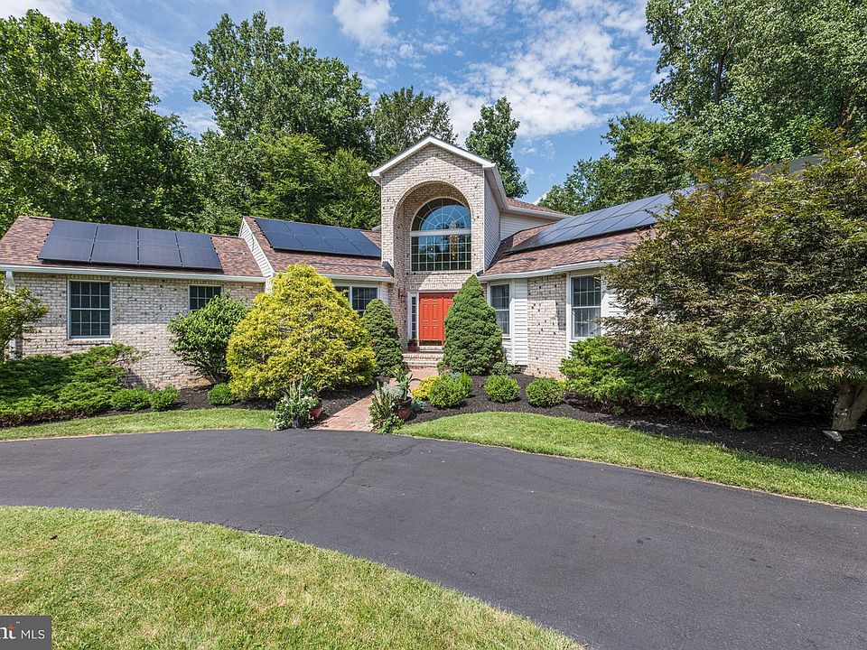 1st image of 2078 Mount Hebron Dr