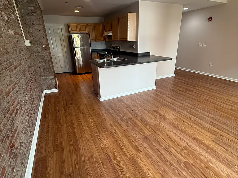314-316 Adams Ave #7 — Photo 3