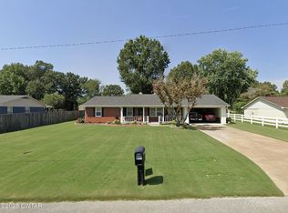 8 Clinton Rd, Humboldt, TN 38343