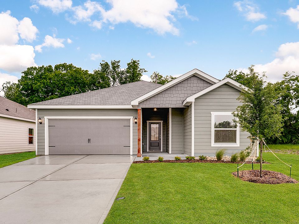 The Sabine is a beautiful one-story, siding home.