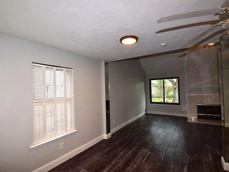 21022 Creek Edge Ct — Photo 9