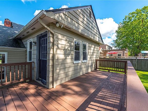 3rd image of 99 Jacqueline Dr