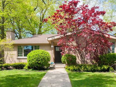 8734 Springfield Ave, Skokie, IL, 60076