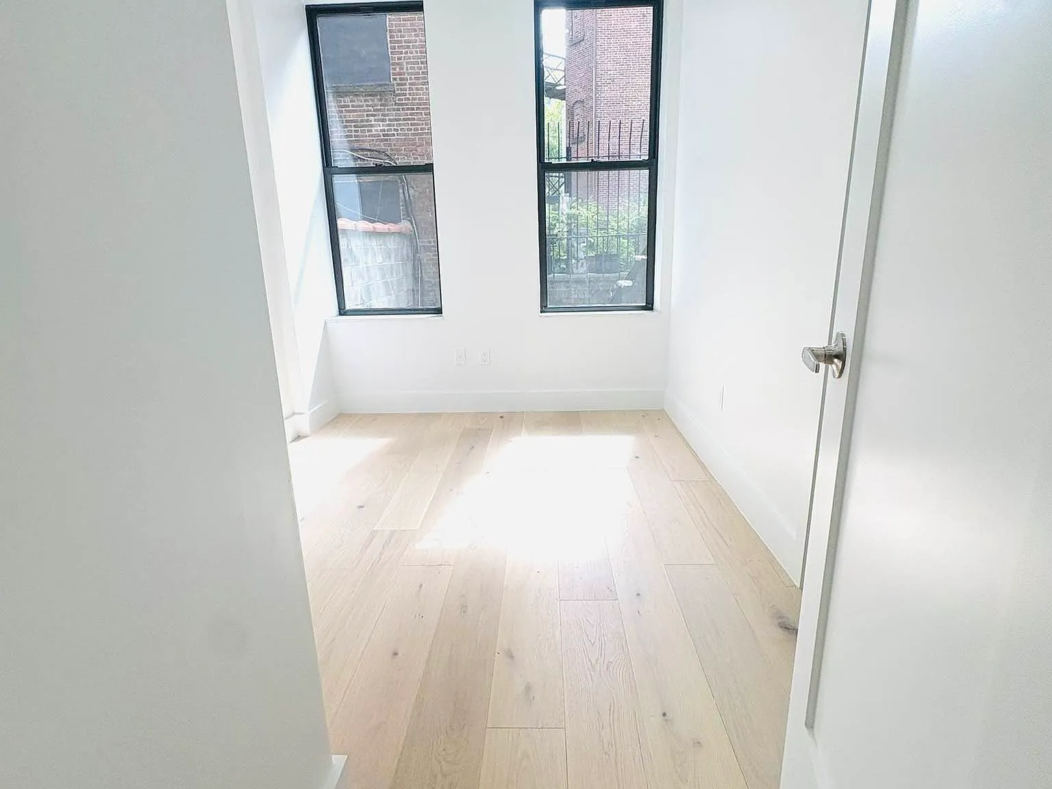 644 Tenth Avenue — Photo 3