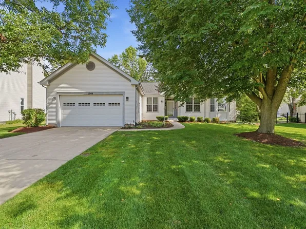 1944 School House Ln, Aurora, IL 60506