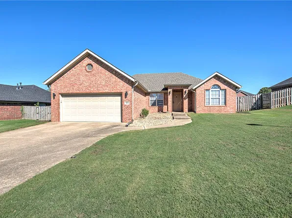 311 Asboth Dr, Centerton, AR 72719