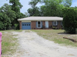 306 Greenview Dr, Wilmington, NC 28411