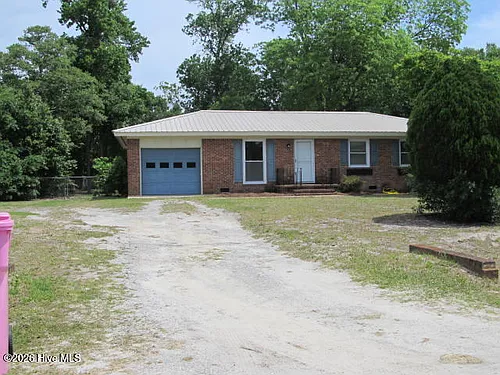 306 Greenview Dr Photo 1