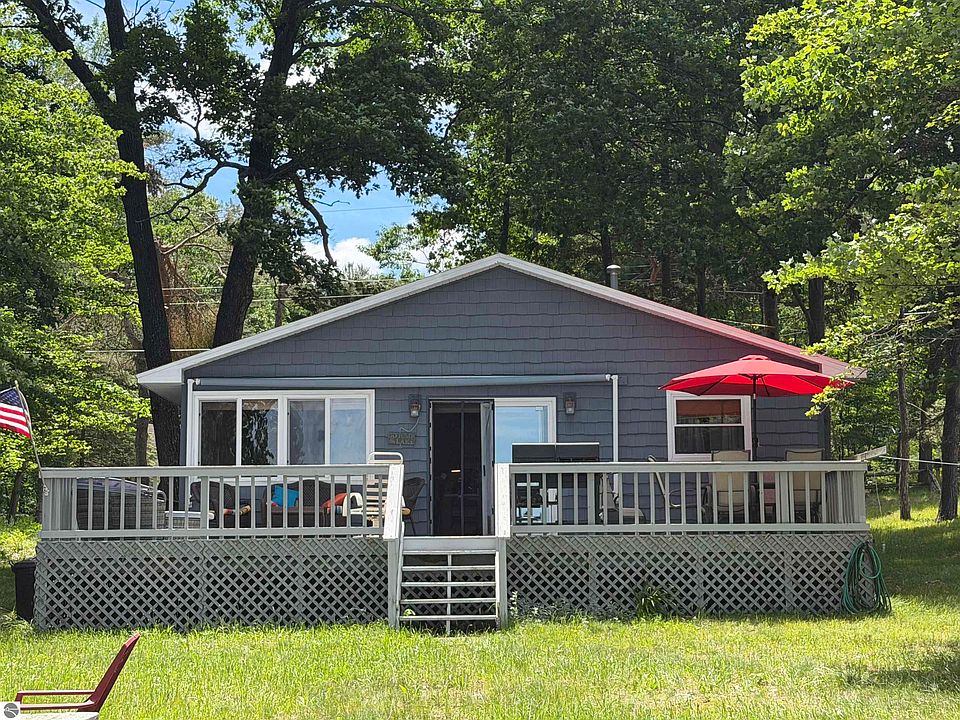 1st image of 11180 Alpine Dr